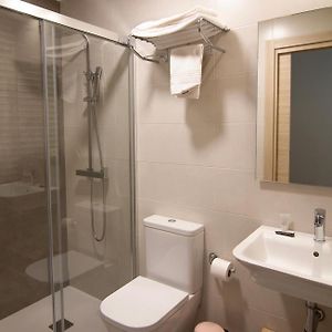 Private Bathroom Single Room